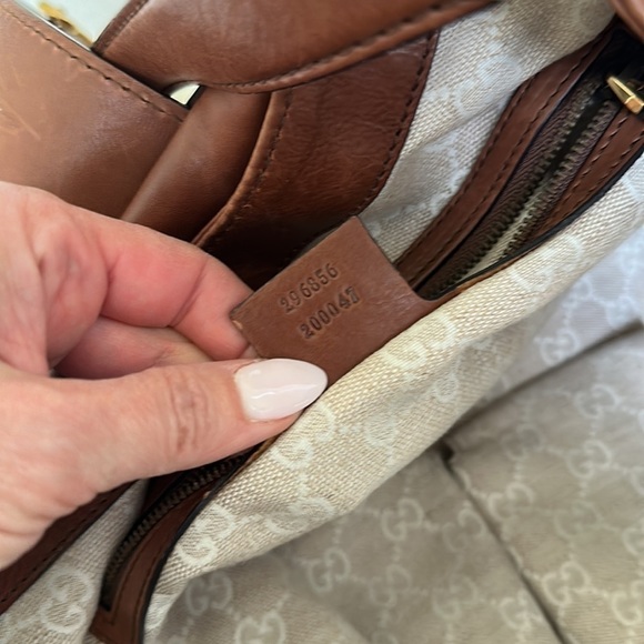 Gucci Brown Soft Stirrup Leather Shoulder Bag Meduim - Picture 12 of 16